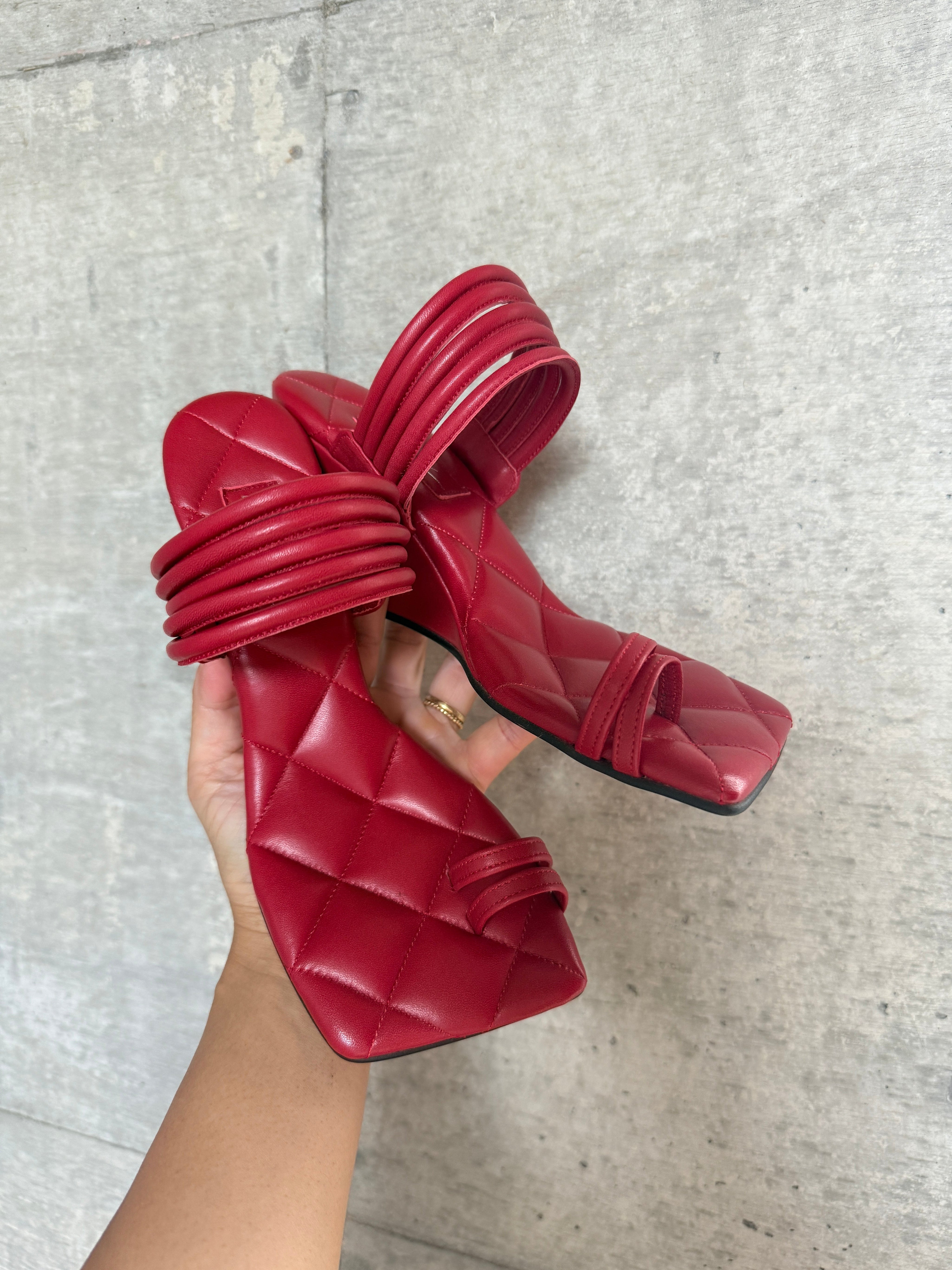 The Fitting Salon at CADUNE MARCHE