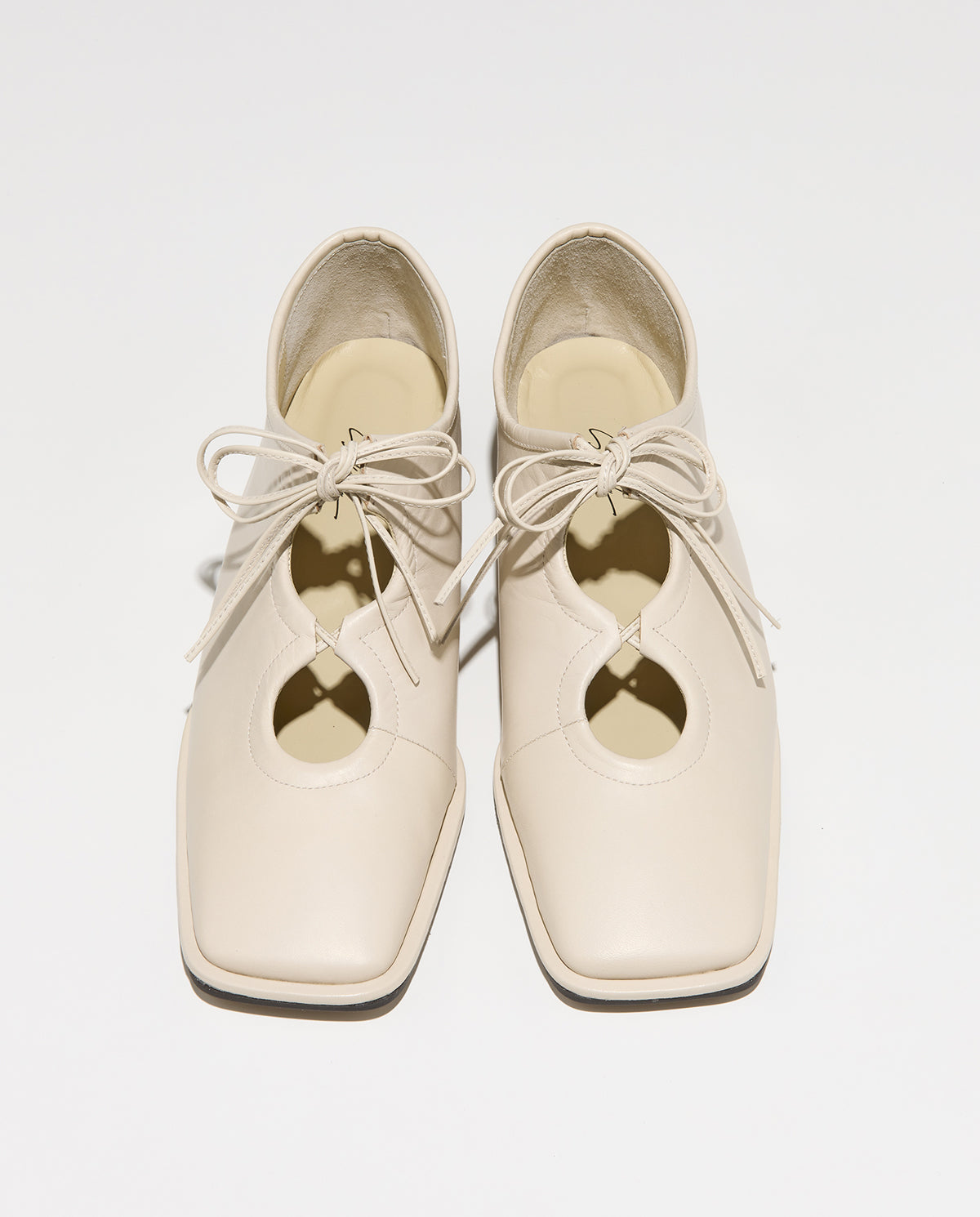 EIGHT【BEIGE】